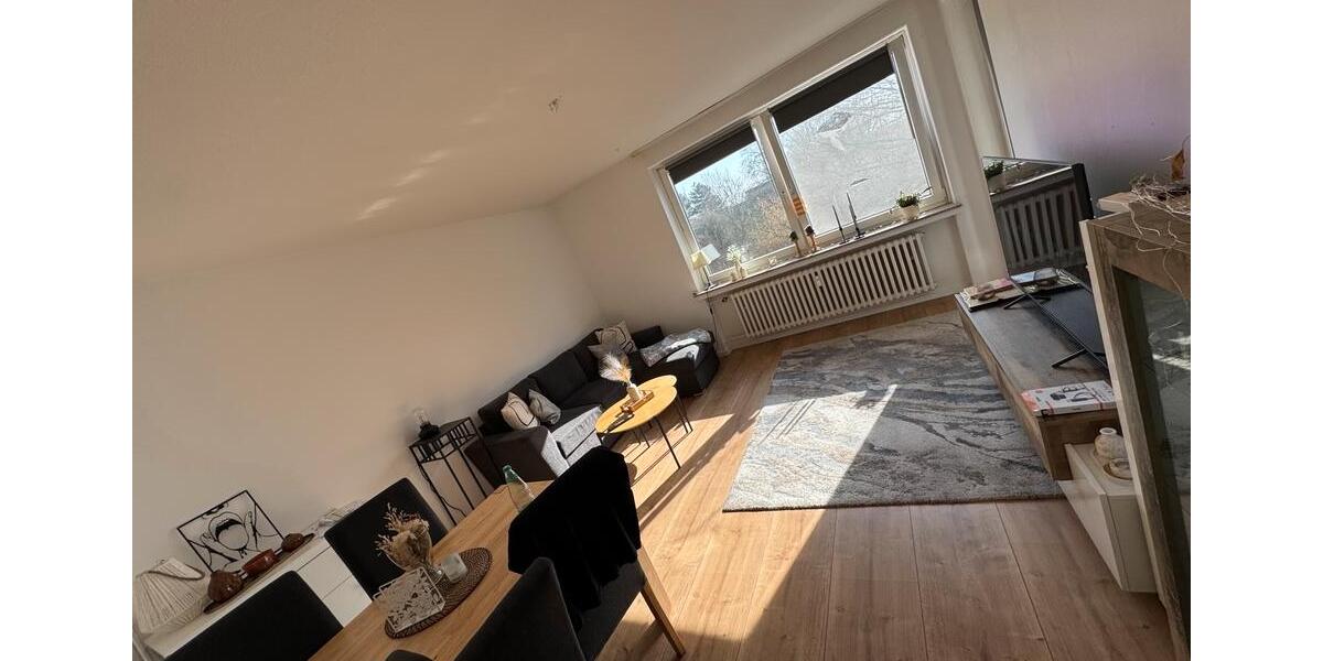 Etagenwohnung Brake (Unterweser) - 3 Zimmer, 62 m&sup2;, 730&euro; | Angebot:25404083