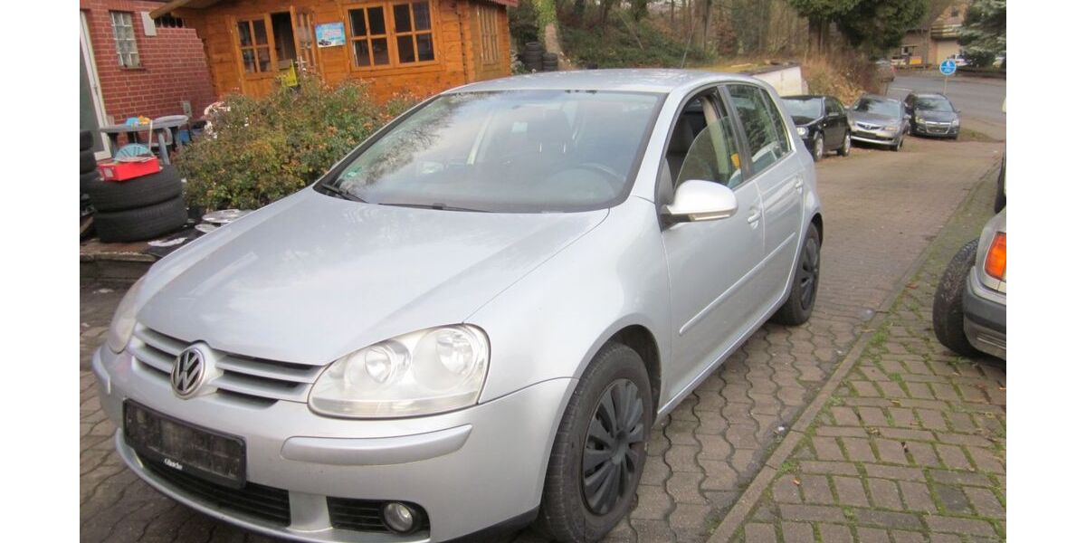 VW Golf 230.000 km 1.980 &euro; Rinteln 31737