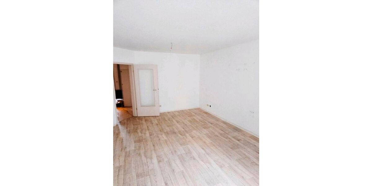 Etagenwohnung Kastellaun - 3 Zimmer, 102 m&sup2;, 180.000&euro; | Angebot:26040301