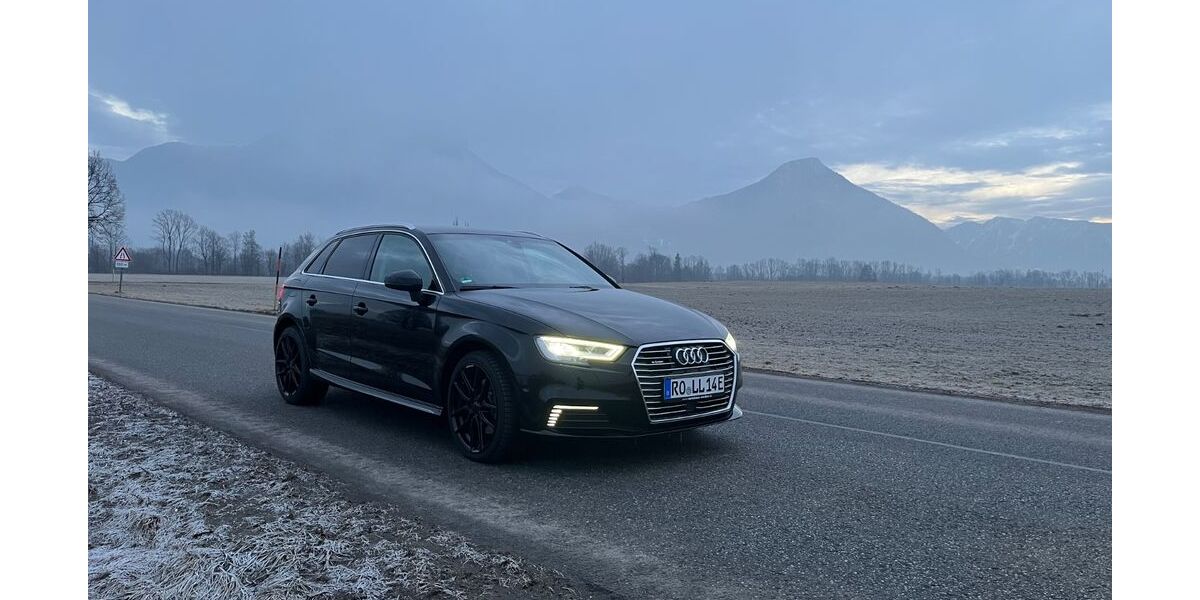 Audi A3 71.900 km 18.990 &euro; Rosenheim 83022