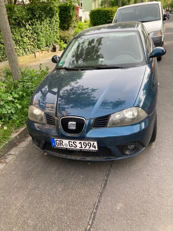 Seat Ibiza III 145.000 km 2.400 € Dresden 01067