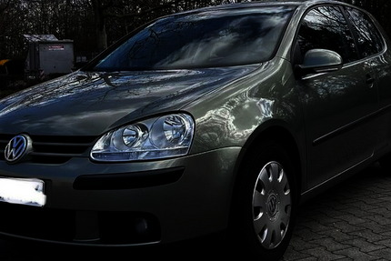 VW Golf 140.895 km 2.290 &euro; Leipzig 04207