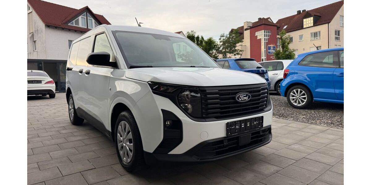 Ford Transit Courier 41.489 km 17.900 &euro; Ingolstadt 85055