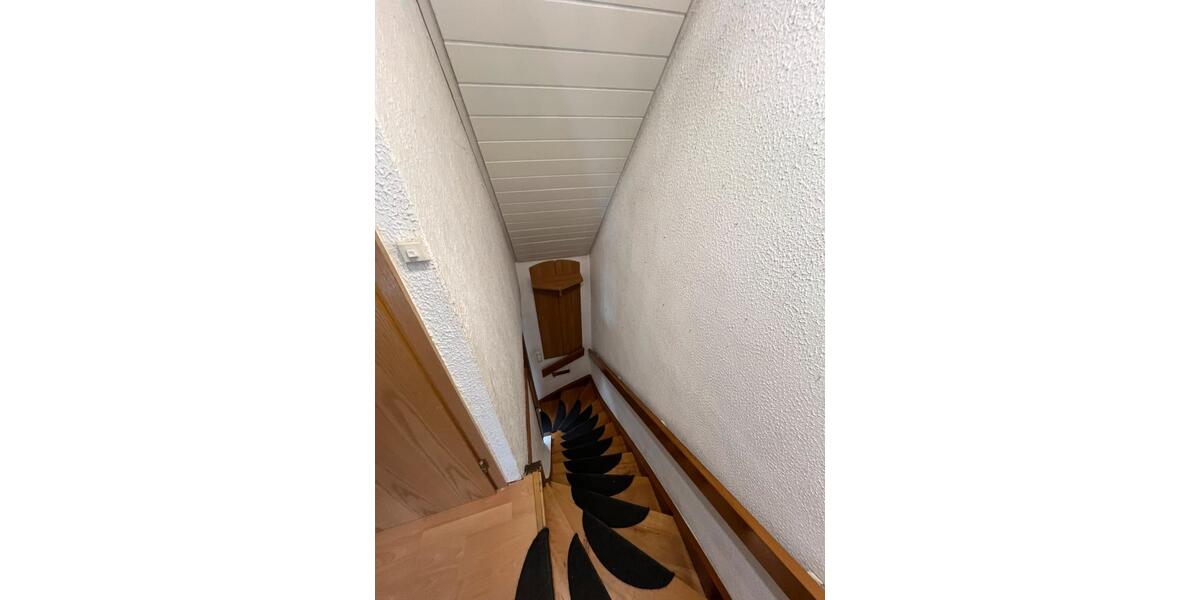 Reihenhaus Albstadt Gemarkung Onstmettingen - 5 Zimmer, 100 m&sup2;, 1.300&euro; | Angebot:24528033