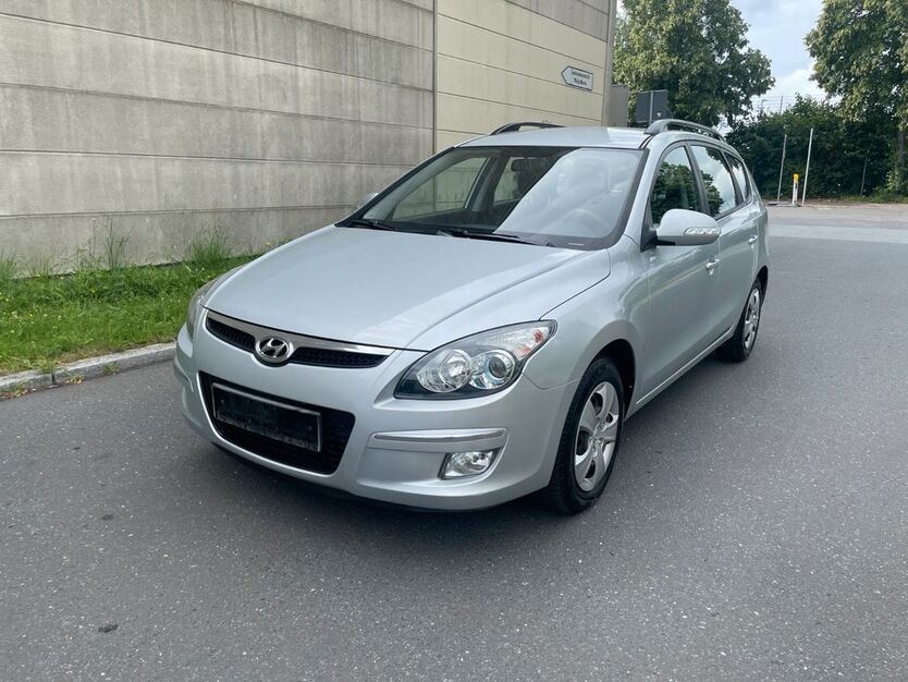Hyundai i30 150.000 km 5.499 € Berlin 12057