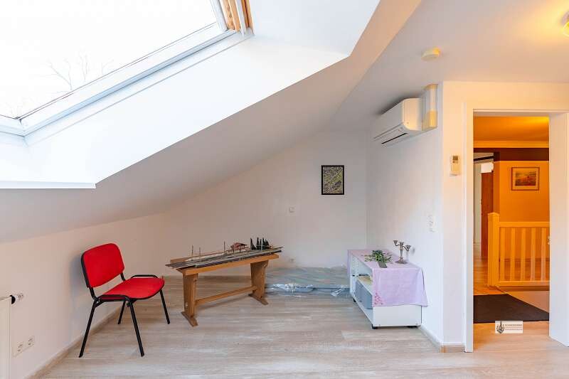 Luxuriöses 1-2 Fam.Haus +Einliegerwohnung +Schwimmbad + Sauna + Kamin +moderne Technik (PV + Solar) - Zweifamilienhaus Bassum / Nordwohlde Nordwohlde | Angebot:24212717