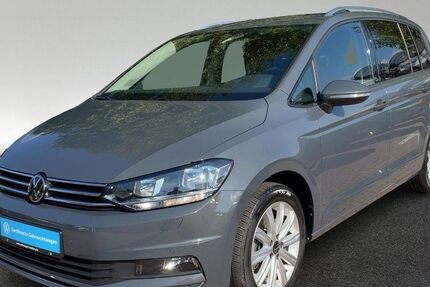 VW Touran 24.577 km 35.777 € Hamburg 22761