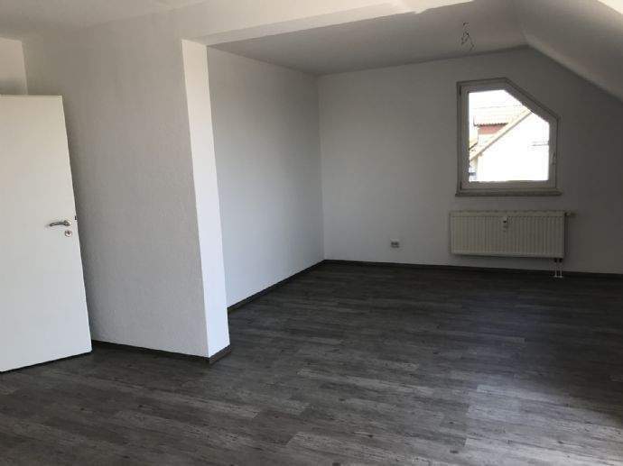 Etagenwohnung Edersleben - 3 Zimmer, 70 m&sup2;, 515&euro; | Angebot:26876047