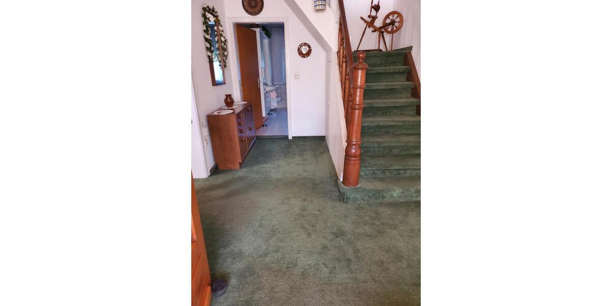 Einfamilienhaus Homberg (Efze) - 6 Zimmer, 160 m&sup2;, 148.000&euro; | Angebot:27612902