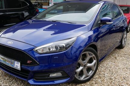 Ford Focus 121.725 km 14.885 &euro; Schwäbisch Hall 74523