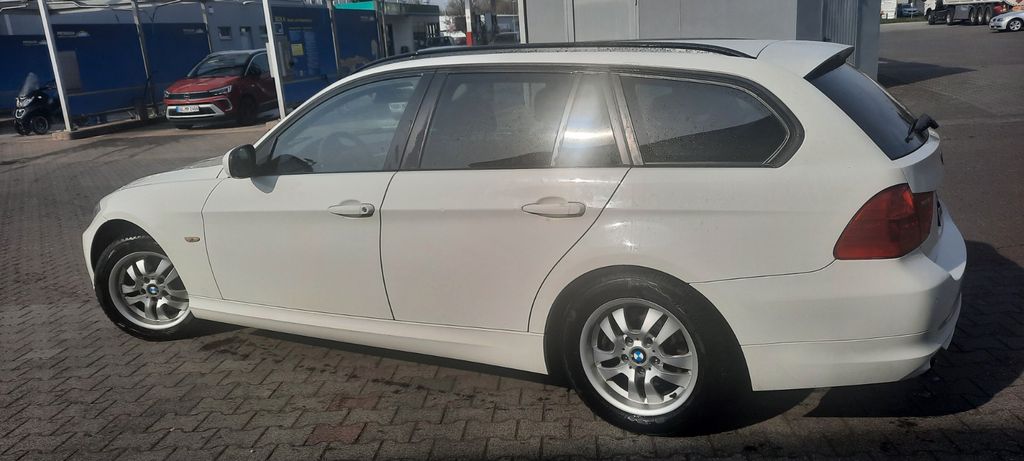 BMW 318 348.000 km 2.750 &euro; Meckenheim 53340