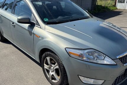 Ford Mondeo 195.500 km 3.299 &euro; Oberndorf a.N. - Aistaig 78727