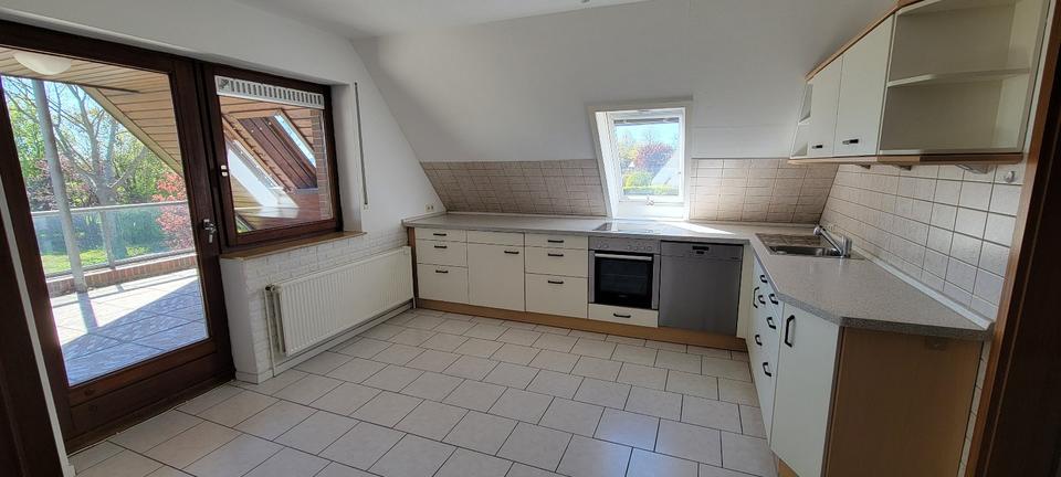 Etagenwohnung Brunsbüttel - 3.5 Zimmer, 102 m&sup2;, 870&euro; | Angebot:26412543