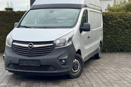 Opel Vivaro 132.000 km 18.500 &euro; Bad Lippspringe 33175