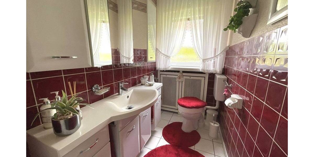 Einfamilienhaus Hessisch Lichtenau Retterode - 4 Zimmer, 119 m&sup2;, 232.000&euro; | Angebot:25770533