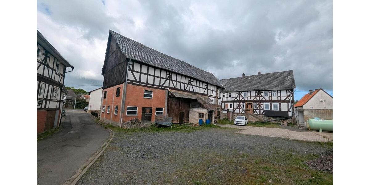 Bauernhaus, Landhaus Alsfeld - 12 Zimmer, 210 m&sup2;, 149.000&euro; | Angebot:23082664