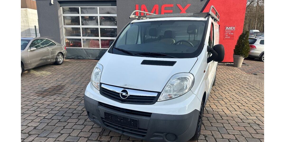 Opel Vivaro 299.852 km 4.999 &euro; Celle 29227