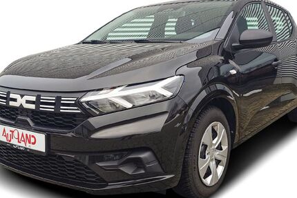Dacia Sandero 5.000 km 17.990 &euro; Bad Hersfeld 36251