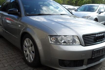 Audi A4 275.908 km 2.399 &euro; Regensburg 93055