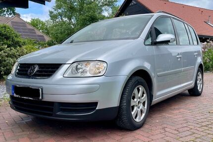 VW Touran 330.000 km 3.500 &euro; Bremen 28357