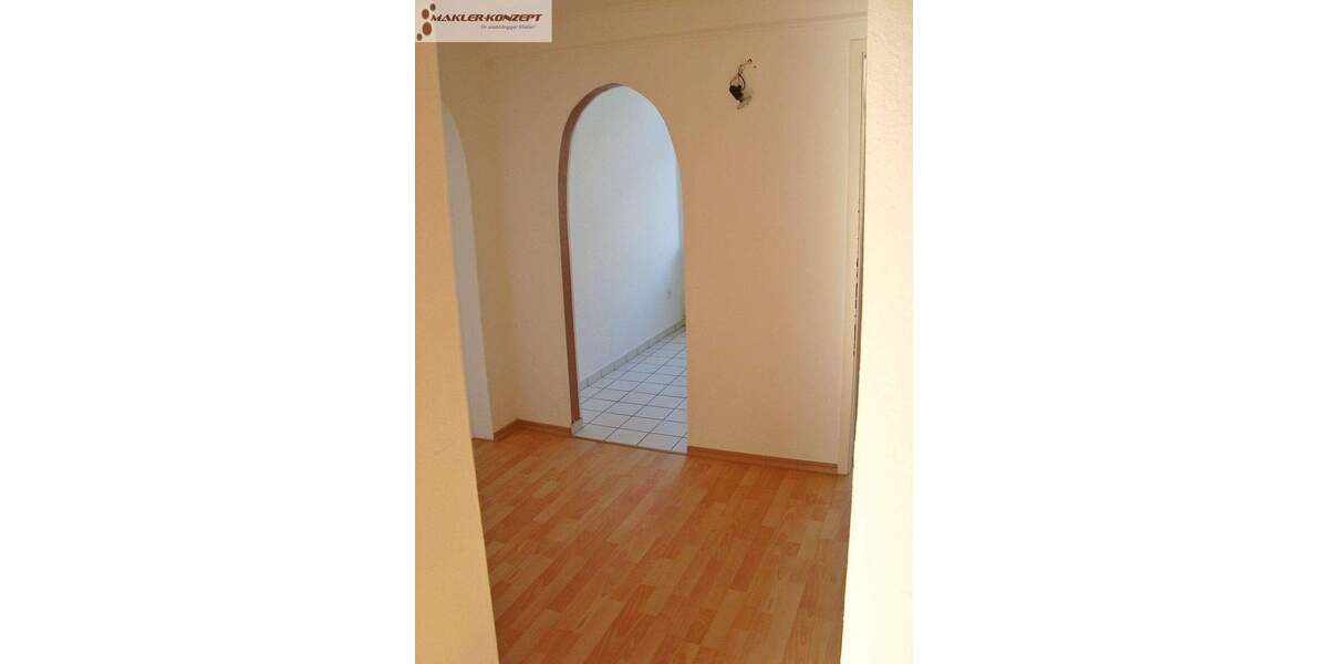 Etagenwohnung Hof Innenstadt - 4 Zimmer, 65 m&sup2;, 370&euro; | Angebot:26392113