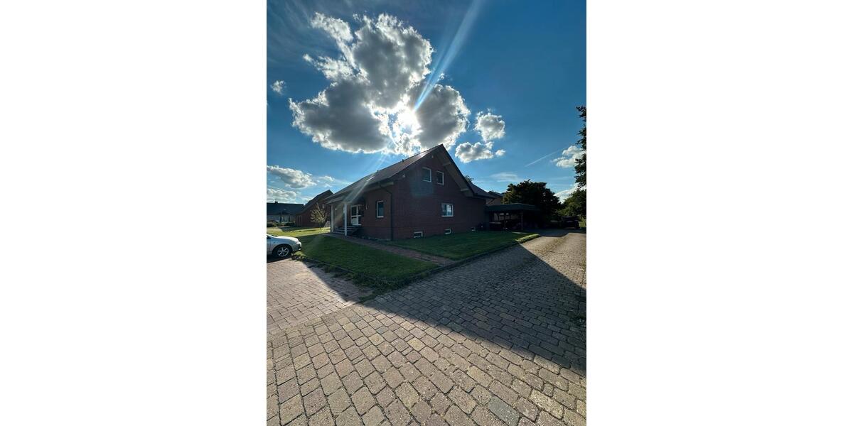 Wohnung zu vermieten ab sofort (Komplett kernsaniert) 4 zimmer