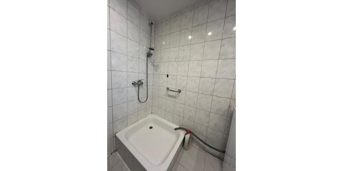 Etagenwohnung Neunkirchen Heinitz - 2 Zimmer, 65 m&sup2;, 1.050&euro; | Angebot:26475448