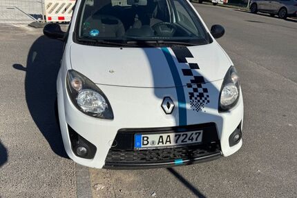 Renault Twingo 231.000 km 999 &euro; Berlin 12057