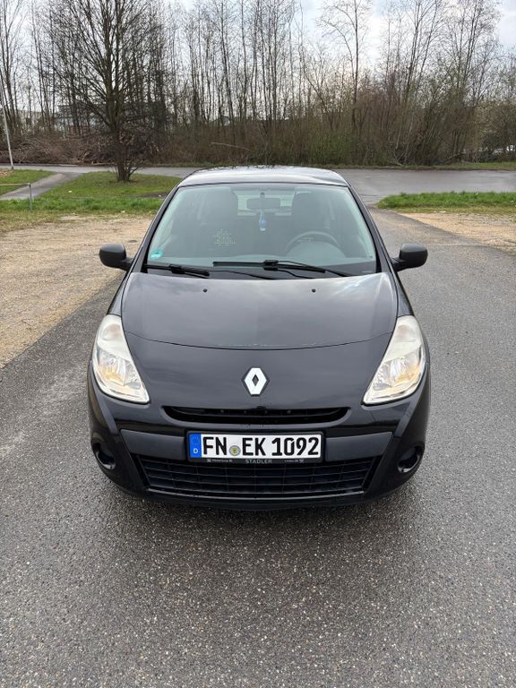 Renault Clio 168.000 km 2.500 € Friedrichshafen 88046