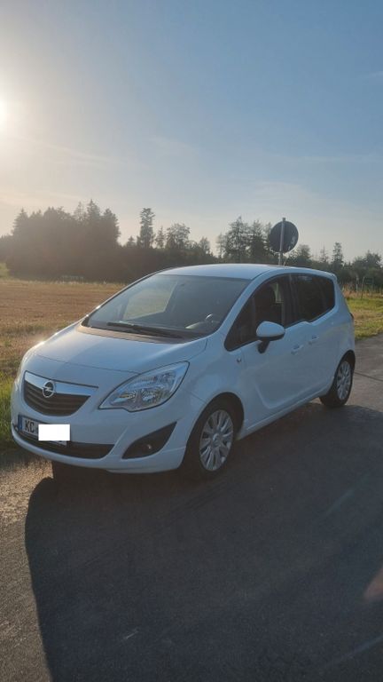 Opel Meriva 60.526 km 7.400 € Kronach 96317