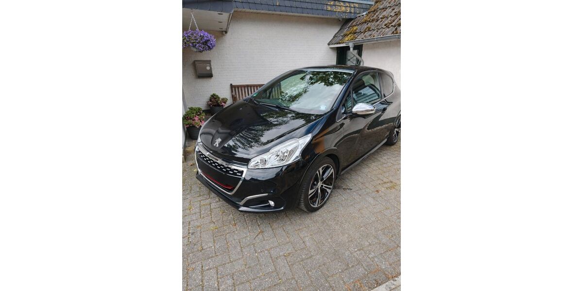 Peugeot 208 198.000 km 6.500 &euro; Gronau 48599