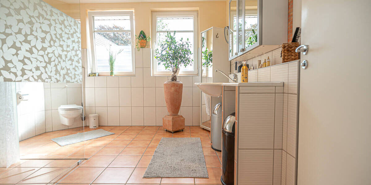 Einfamilienhaus Westerstede - 1 Zimmer, 363 m&sup2;, 995.000&euro; | Angebot:25700106