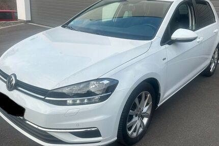 VW Golf 90.500 km 15.999 &euro; Laufach 63846