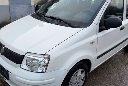 Fiat Panda 132.000 km 2.500 &euro; Sindelfingen/Stuttgart 71069
