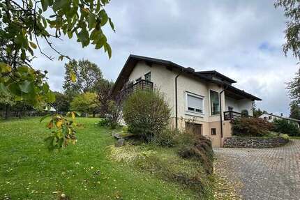 Haus zum Kaufen in Waldmünchen 245.000 € 170 m² 5 zimmer