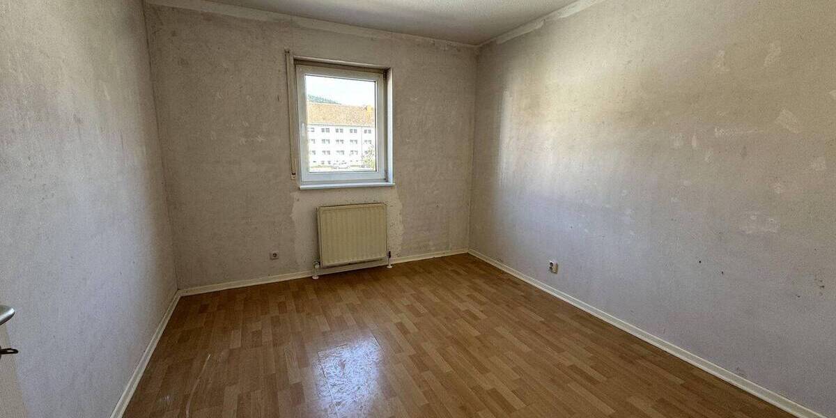 Etagenwohnung Wasungen - 3 Zimmer, 74 m&sup2;, 99.000&euro; | Angebot:26358677