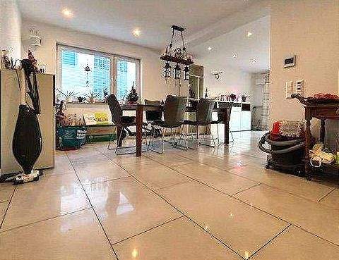 Doppelhaushälfte Korntal-Münchingen Münchingen - 6 Zimmer, 234 m&sup2;, 795.000&euro; | Angebot:24448355