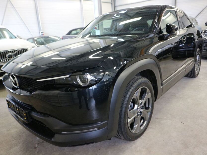 Mazda MX-30 3.756 km 18.900 € Gersfeld 36129