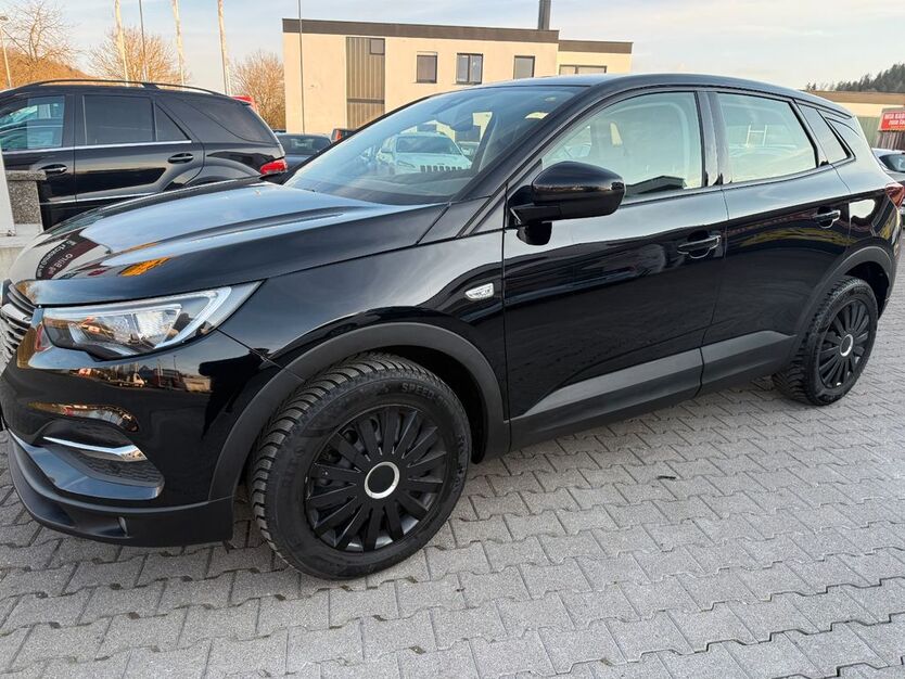 Opel Grandland (X) 169.382 km 12.990 € Heidenheim-Schnaitheim 89520