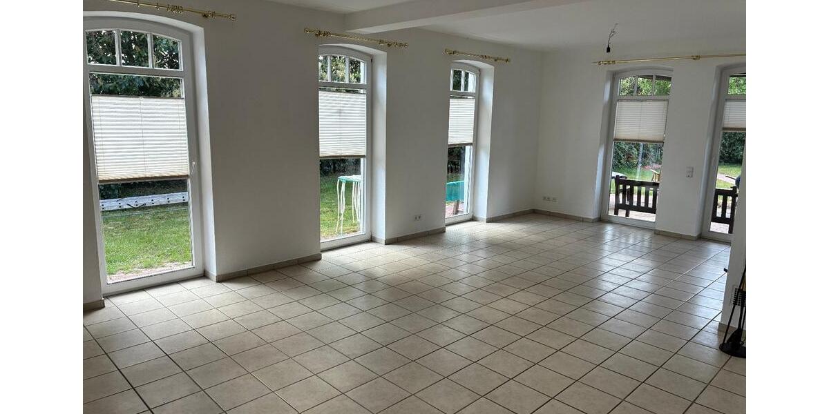 Doppelhaushälfte Quakenbrück - 7 Zimmer, 195 m&sup2;, 1.400&euro; | Angebot:26335855