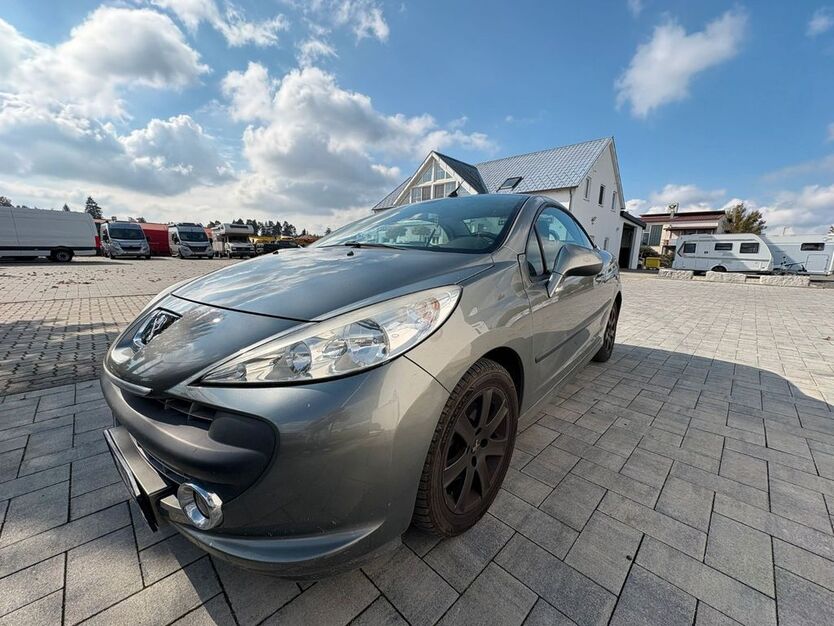 Peugeot 207 210.385 km 2.490 € Ebermannsdorf 92263