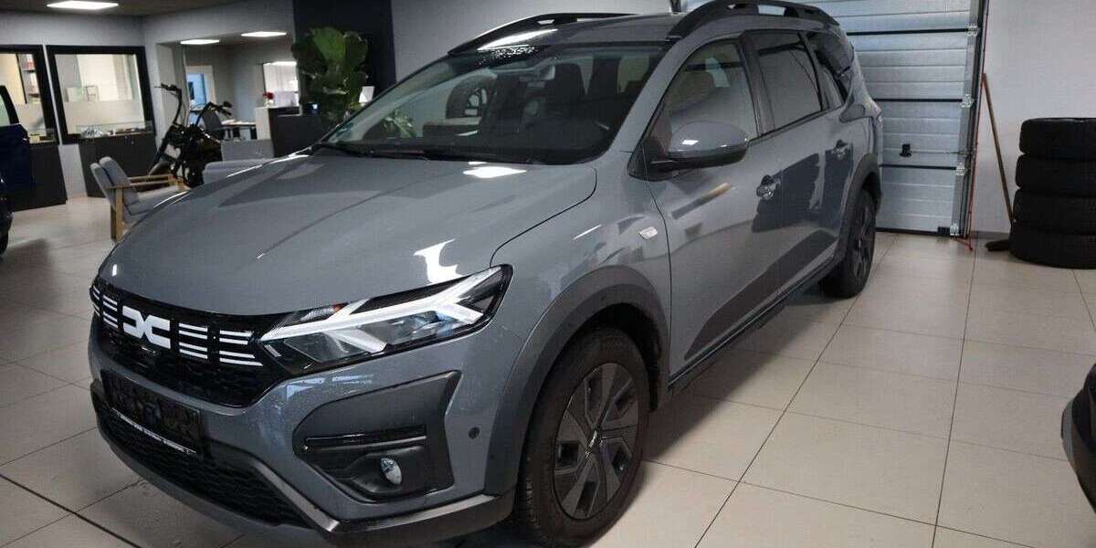 Dacia Jogger 13.211 km 20.689 € Döbern 03159