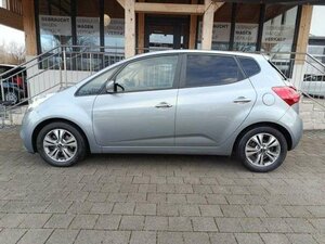 Kia VENGA 1.6 AT6 PLATINUM |Navi|GSD|RFK 45.234 km 16.460 &euro; Höhenkirchen-Siegertsbrun 85635