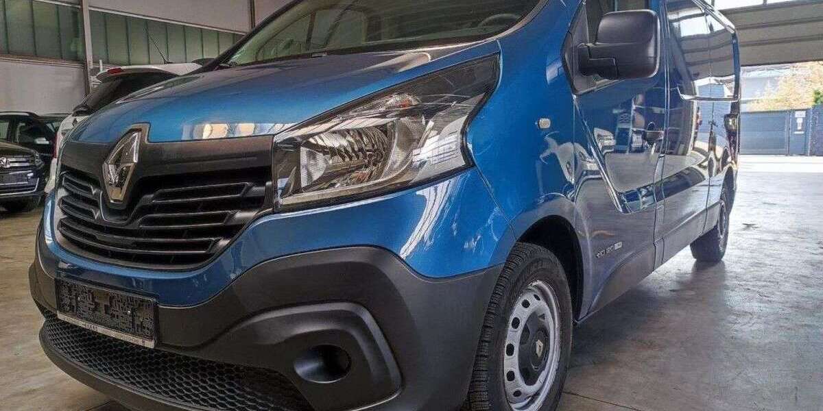 Renault Trafic 98.400 km 10.990 &euro; Paderborn 33100