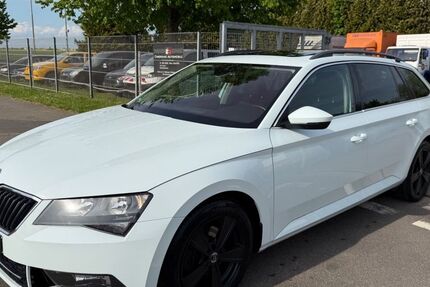 Skoda Superb 296.000 km 5.900 &euro; Bitterfeld-Wolfen Ot Bobbau 06766