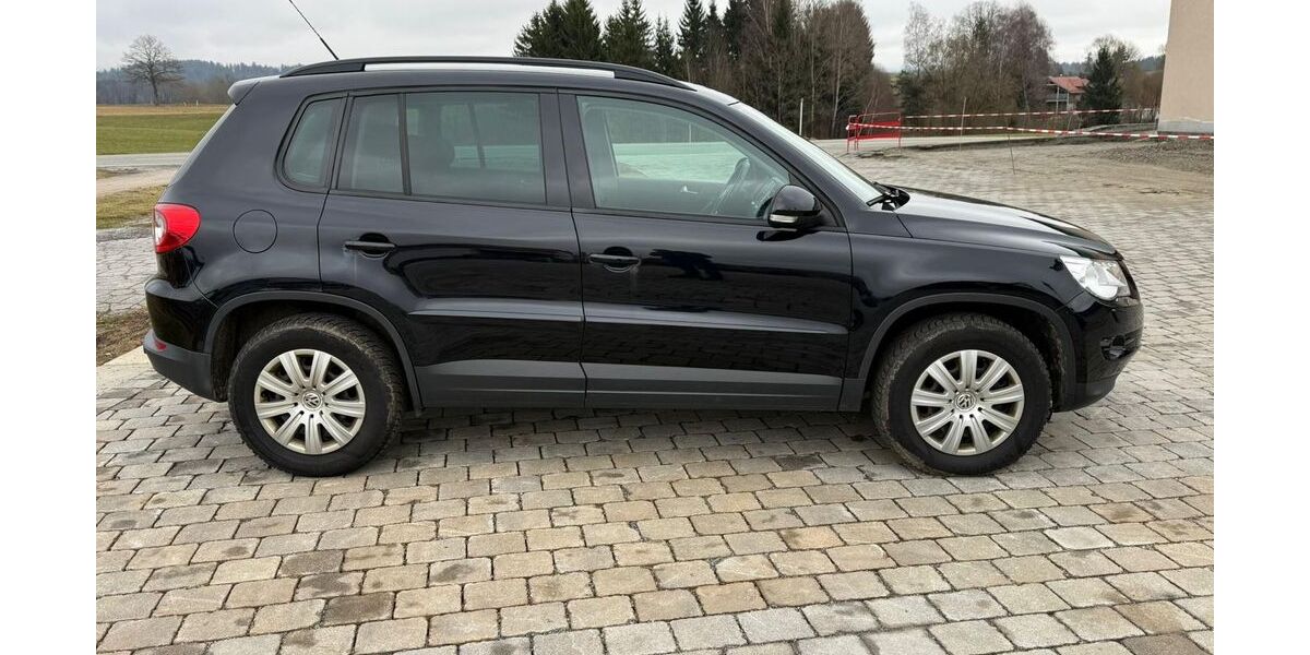 VW Tiguan 219.739 km 3.900 &euro; Neureichenau 94089