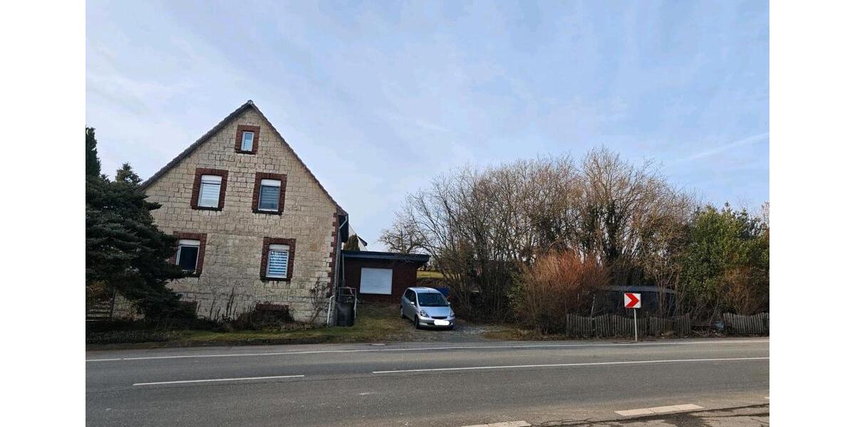 Mehrfamilienhaus, Wohnhaus Warstein - 10 Zimmer, 259 m&sup2;, 180.000&euro; | Angebot:27120014