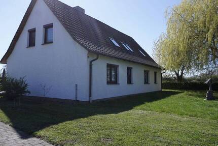 Haus Strasburg Louisenfelde - 9 Zimmer, 213 m&sup2;, 244.000&euro; | Angebot:26475664