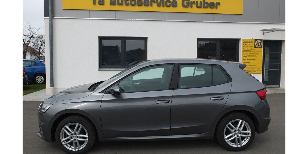 Skoda Fabia 26.500 km 16.490 &euro; Waldmünchen 93449