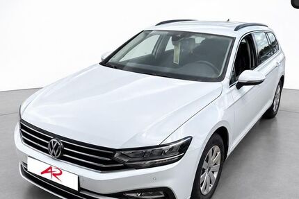 VW Passat 43.722 km 26.440 &euro; Berlin 12103
